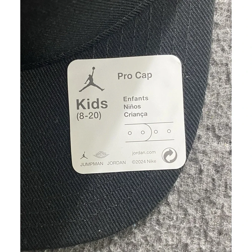 Jordan Pro Cap Kids 8-20 Snapback Black Red 9A0781-023 Hat
